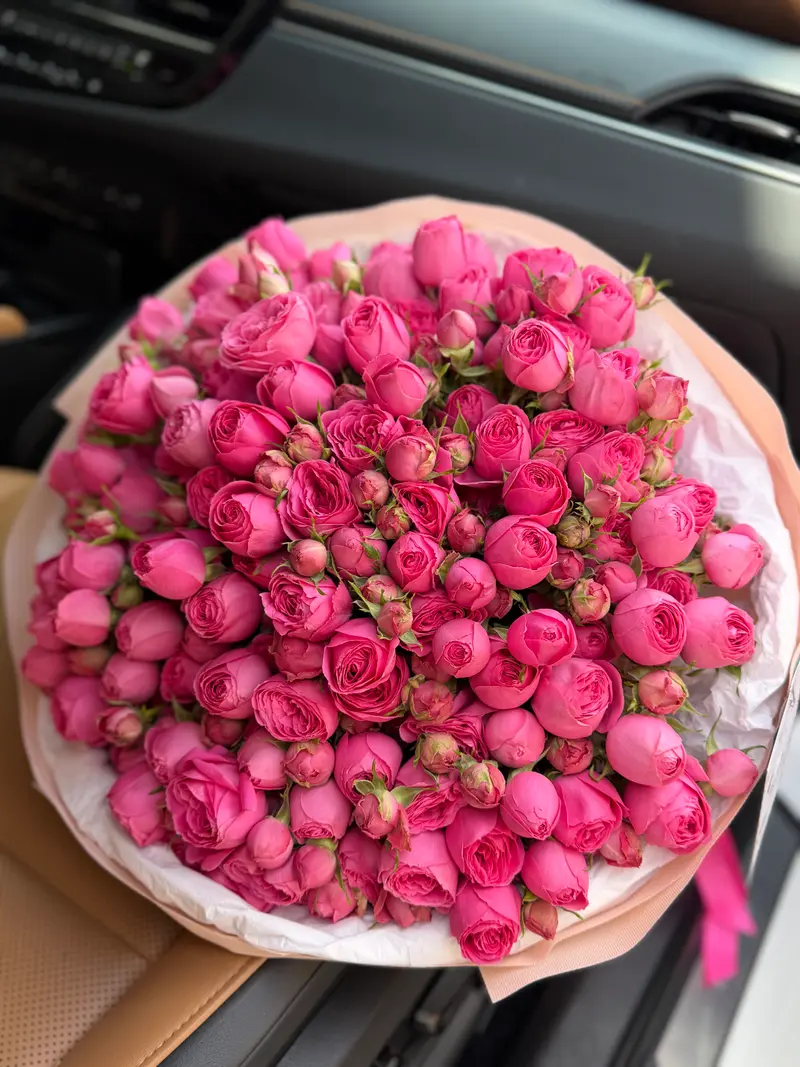 Hot Pink Spray Rose Bouquet