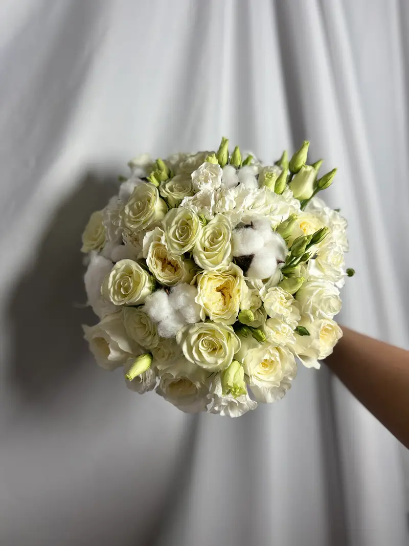 Ivory Blush Wedding Bouquet