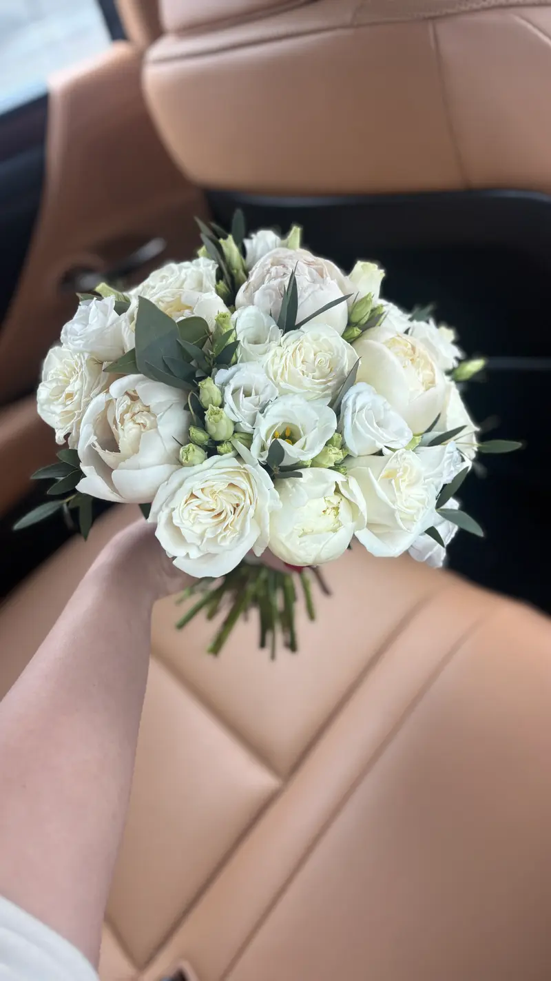 Ivory Romance Wedding Bouquet