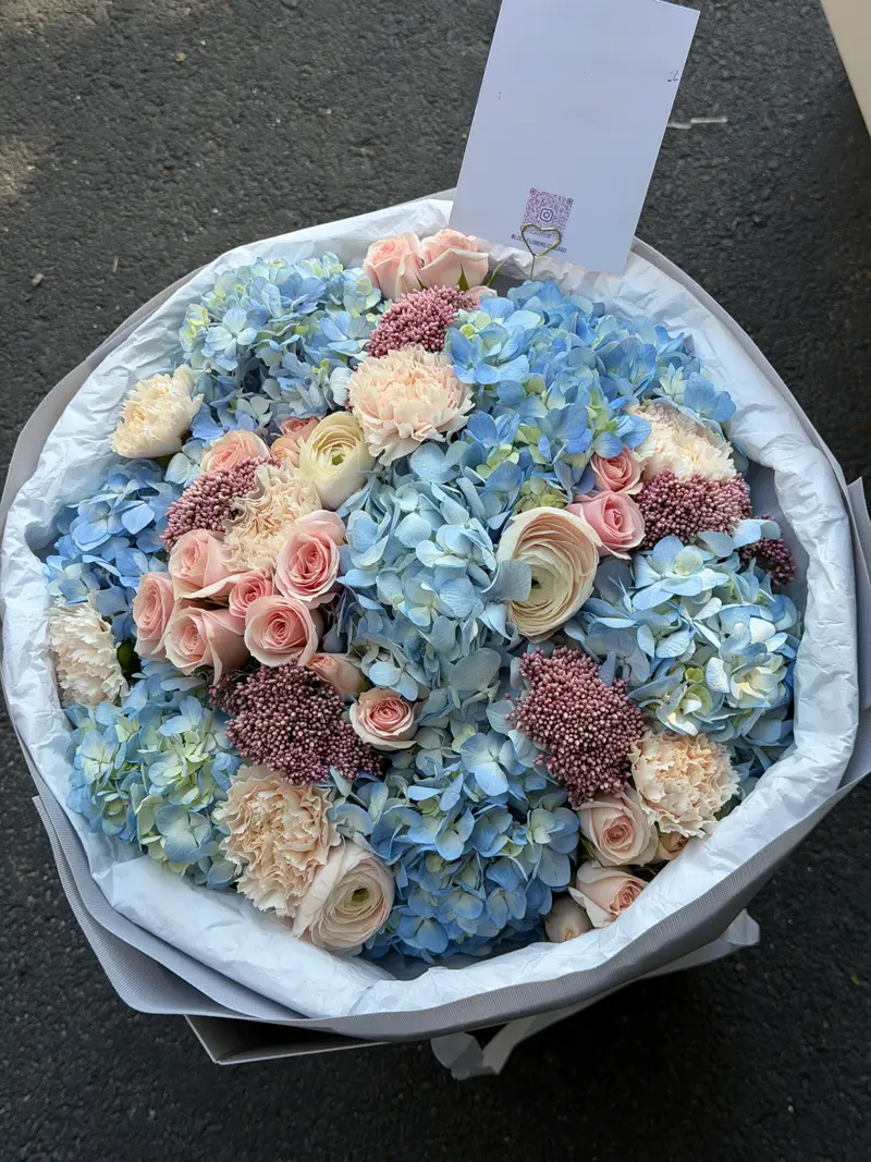 Pink & Blue Symphony Bouquet